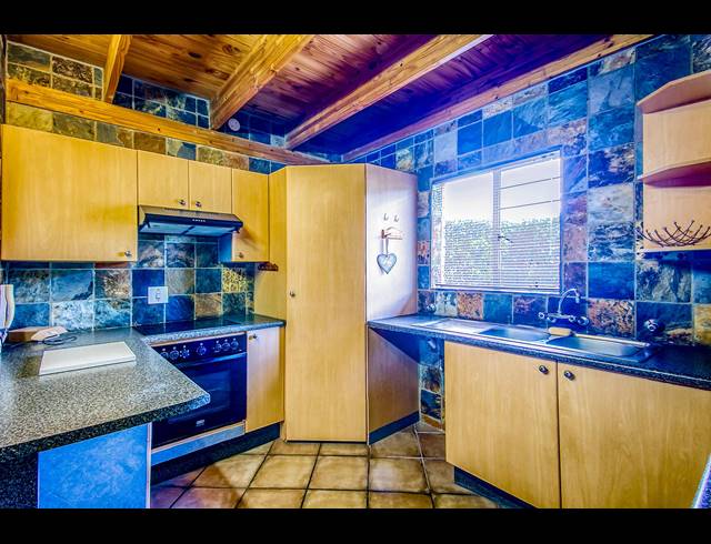 3 BEDROOM TOWNHOUSE TO LET IN RADIOKOP